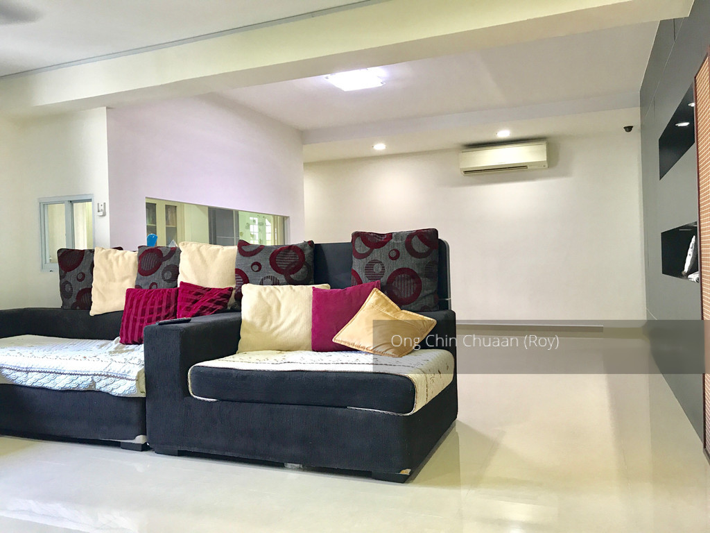 Blk 122B Sengkang East Way (Sengkang), HDB Executive #152558472